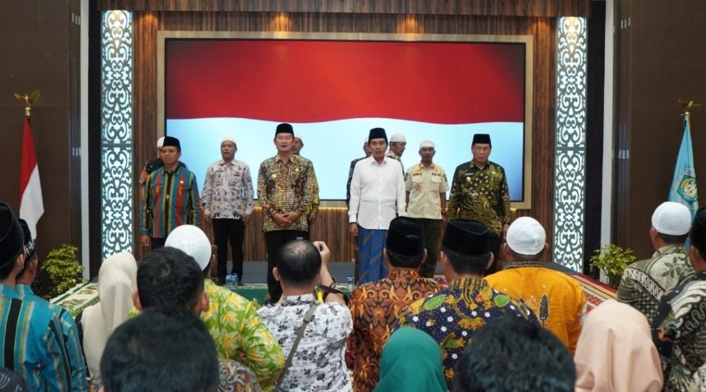 Halal Bihalal Bersama Kades, Bupati Lamongan Tekankan Harmonisasi