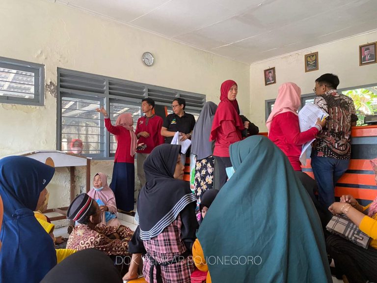 Terima Bansos PKH dan Sembako, Warga Bojonegoro: Alhamdulillah untuk Kebutuhan Sebelum Panen