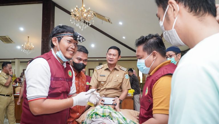 103 Anak Ikuti Khitan Massal Gratis Perayaan HJL Ke-454