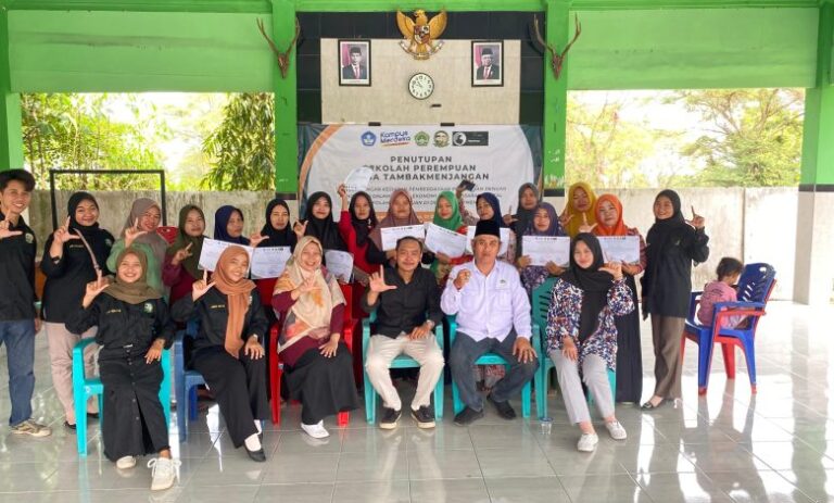 Sukses Besar, Duta Kampus UNISLA Tutup Sekolah Perempuan di Tambakmenjangan