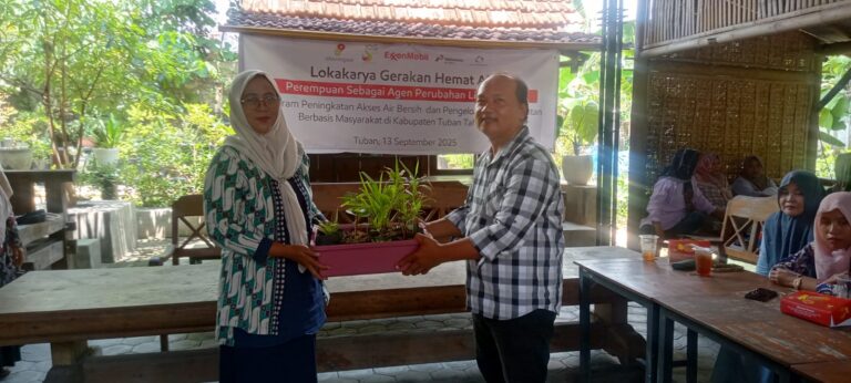 SIKAS Gelar Lokakarya Gerakan Hemat Air Bersama Perempuan di Rengel Tuban