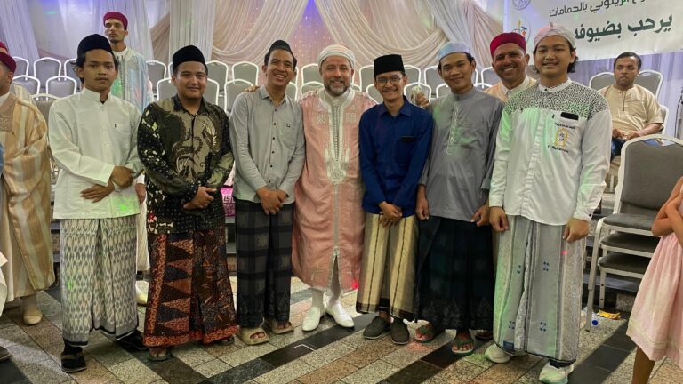 Peran Mahasiswa Indonesia Sebagai Duta Budaya, Perkenalkan Hadroh dalam Perayaan Maulid Nabi di Tunisia
